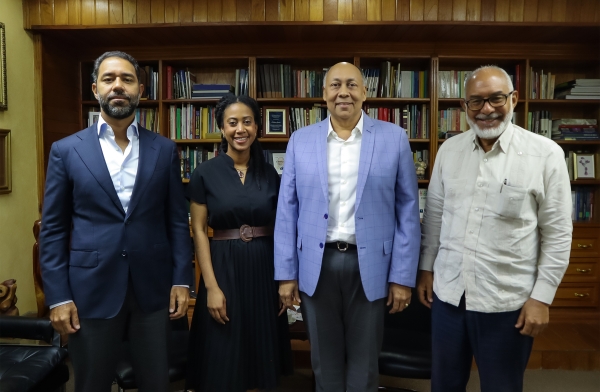 ARS Semma busca recuperar afiliados y plantea reforma al sistema de salud