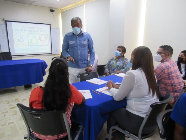 Hospital Docente Semma realiza taller-seminario